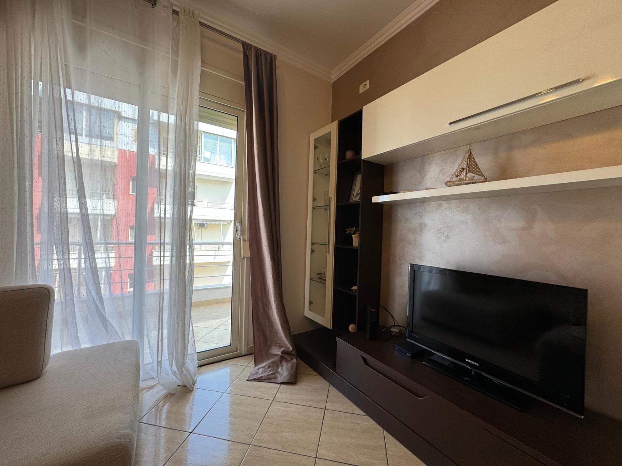 Elegant In Lungomare - N 23 * Wlora